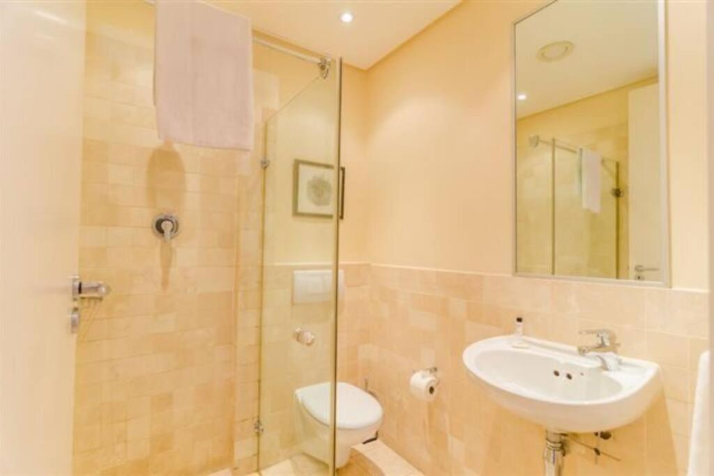 Parama 003 Secure, Luxurious Waterfront Apartment Cape Town Ngoại thất bức ảnh